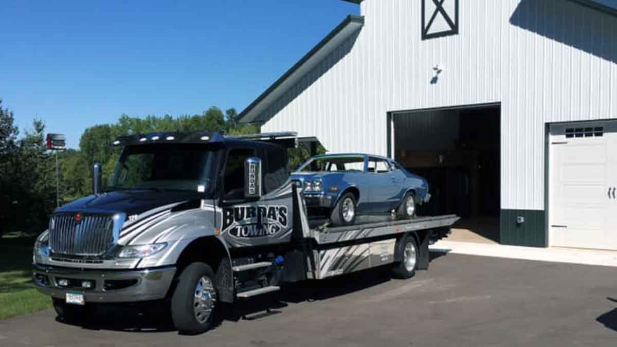 Burda's Towing Monticello - Local Beings