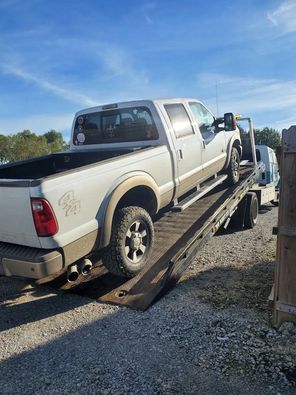 Denise's Wrecker Service | Scott, LA | Local Beings