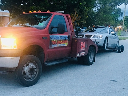 24/7 Emergency Towing in Miami Lakes, FL