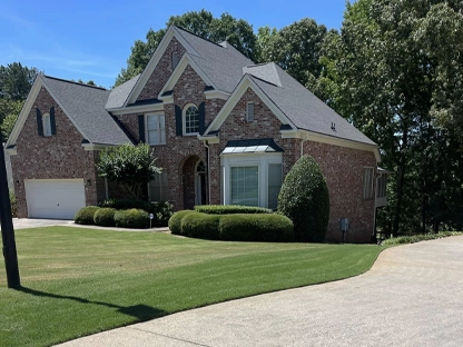 Professional Lawn Maintenance in Johns Creek, GA